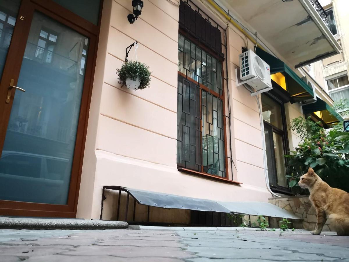 Затишні Апартаменти, Вулиця Дерибасівська, 13 Odessa Exterior foto