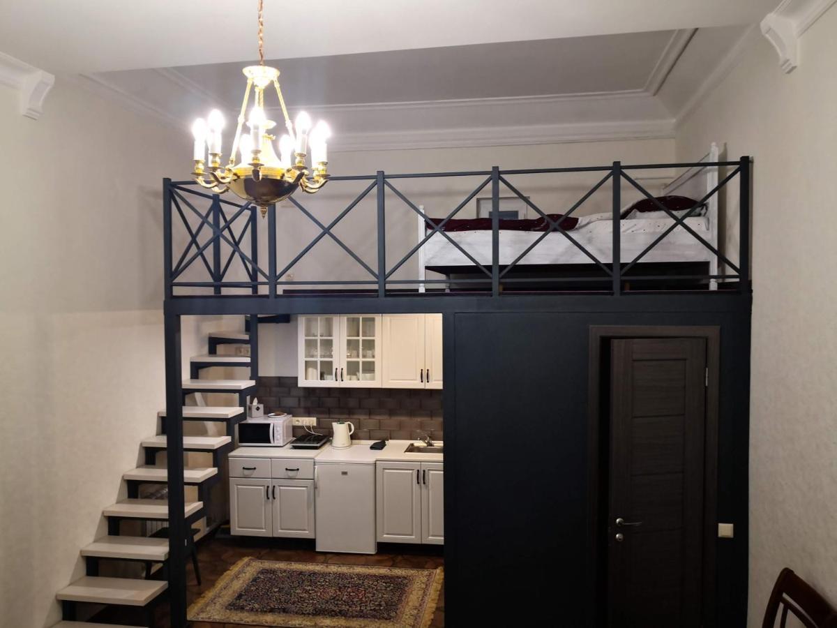 Затишні Апартаменти, Вулиця Дерибасівська, 13 Odessa Exterior foto